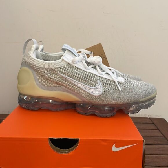 Nike Air VaporMax 2021 FK White Pure Platinum Women Size 8(DC4112-100) - Picture 9 of 14
